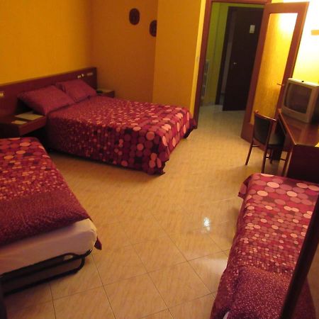 B&B The Sun Swimming & Pool Turin Bagian luar foto
