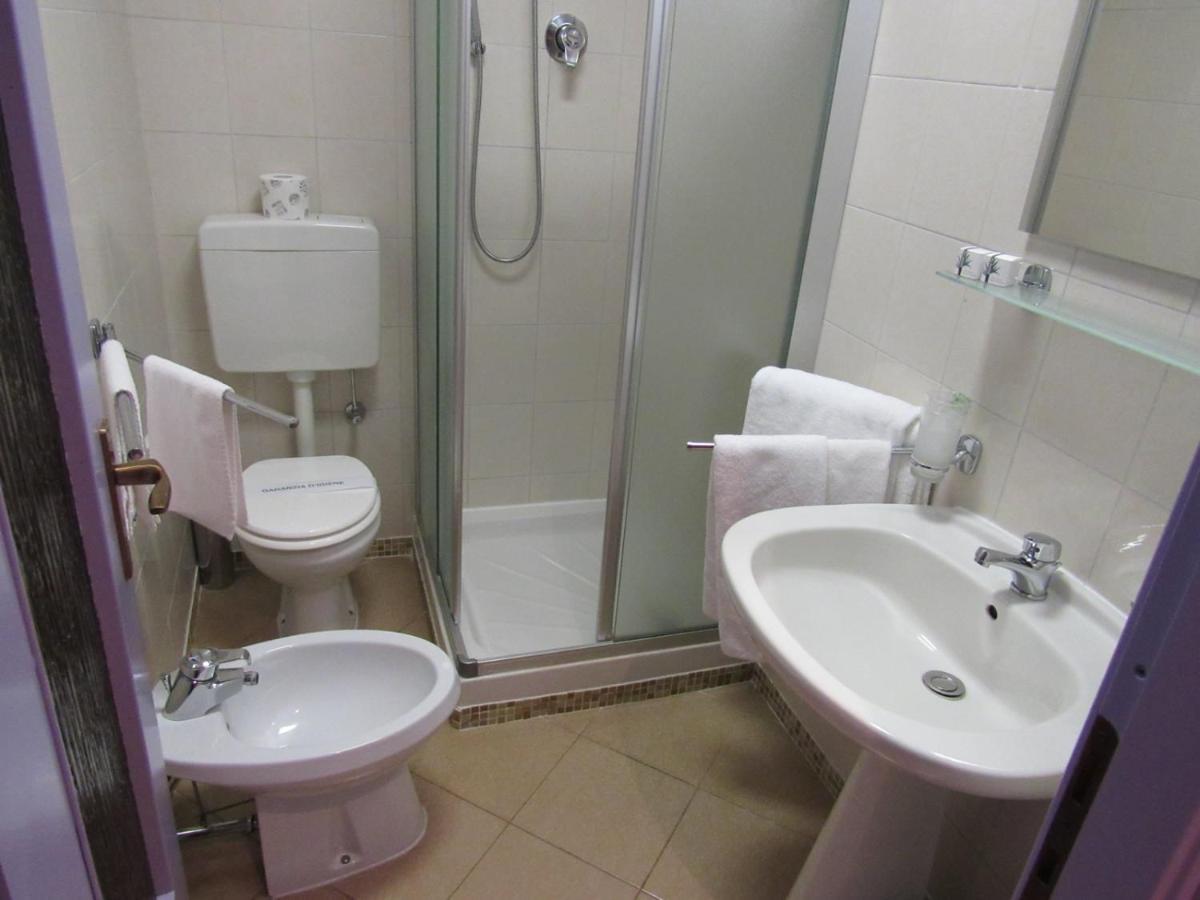B&B The Sun Swimming & Pool Turin Bagian luar foto