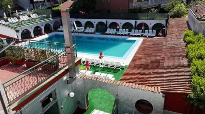 B&B The Sun Swimming & Pool Turin Bagian luar foto