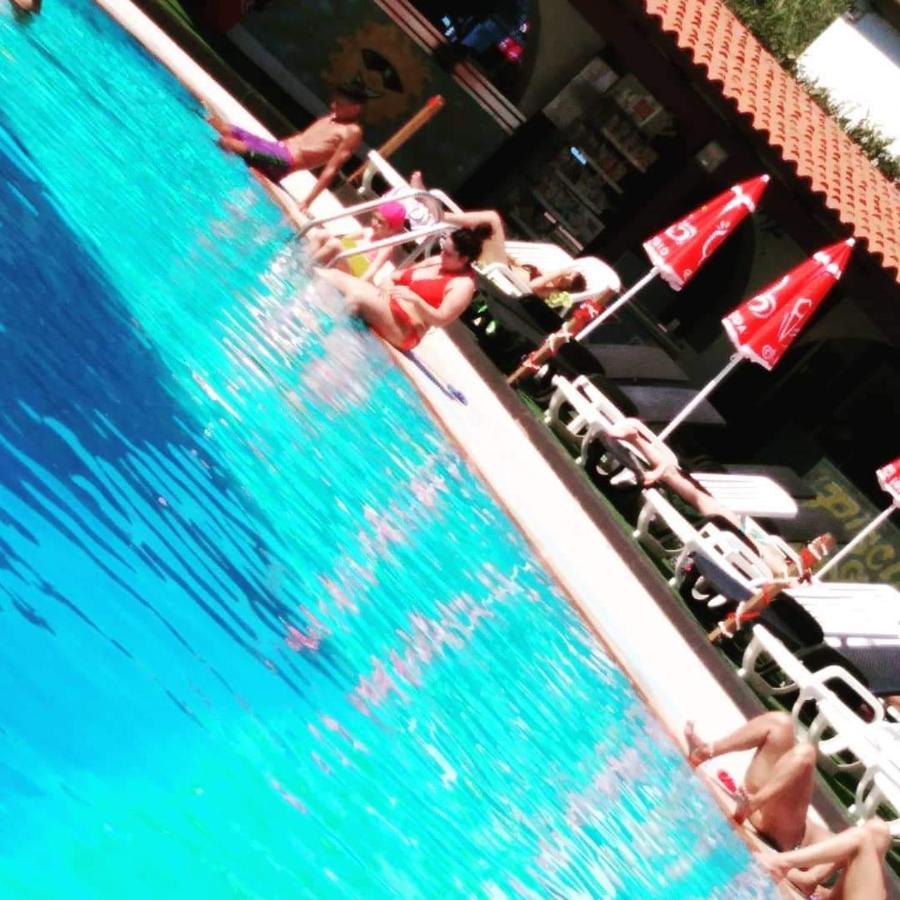 B&B The Sun Swimming & Pool Turin Bagian luar foto